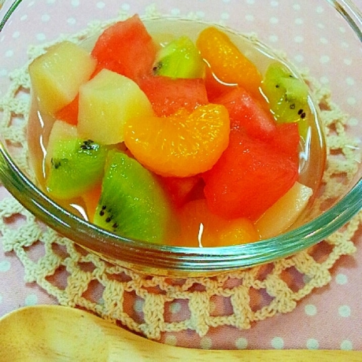 夏にぴったり カラフルな サイダーのフルーツポンチ レシピ 作り方 By ラズベリっち 楽天レシピ